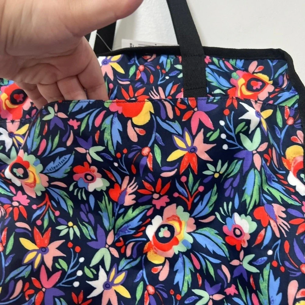 LeSportSac Kaleidoscope Dream Tote NWT $89 Multicolor Bright‎ Crossbody Travel